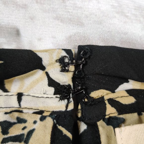 Tres Jolie womens mock neck blouse keyhole back preppy black neutral floral sz L - Picture 4 of 8